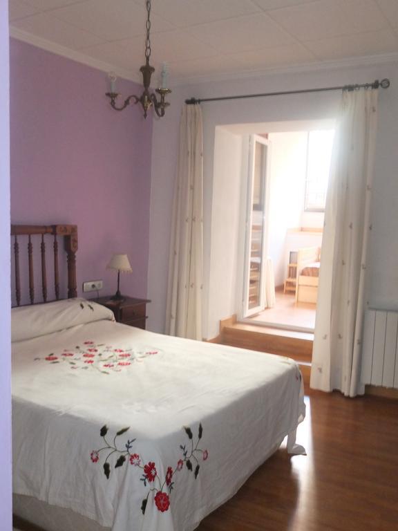 Hostal Los Aromas Villena Room photo